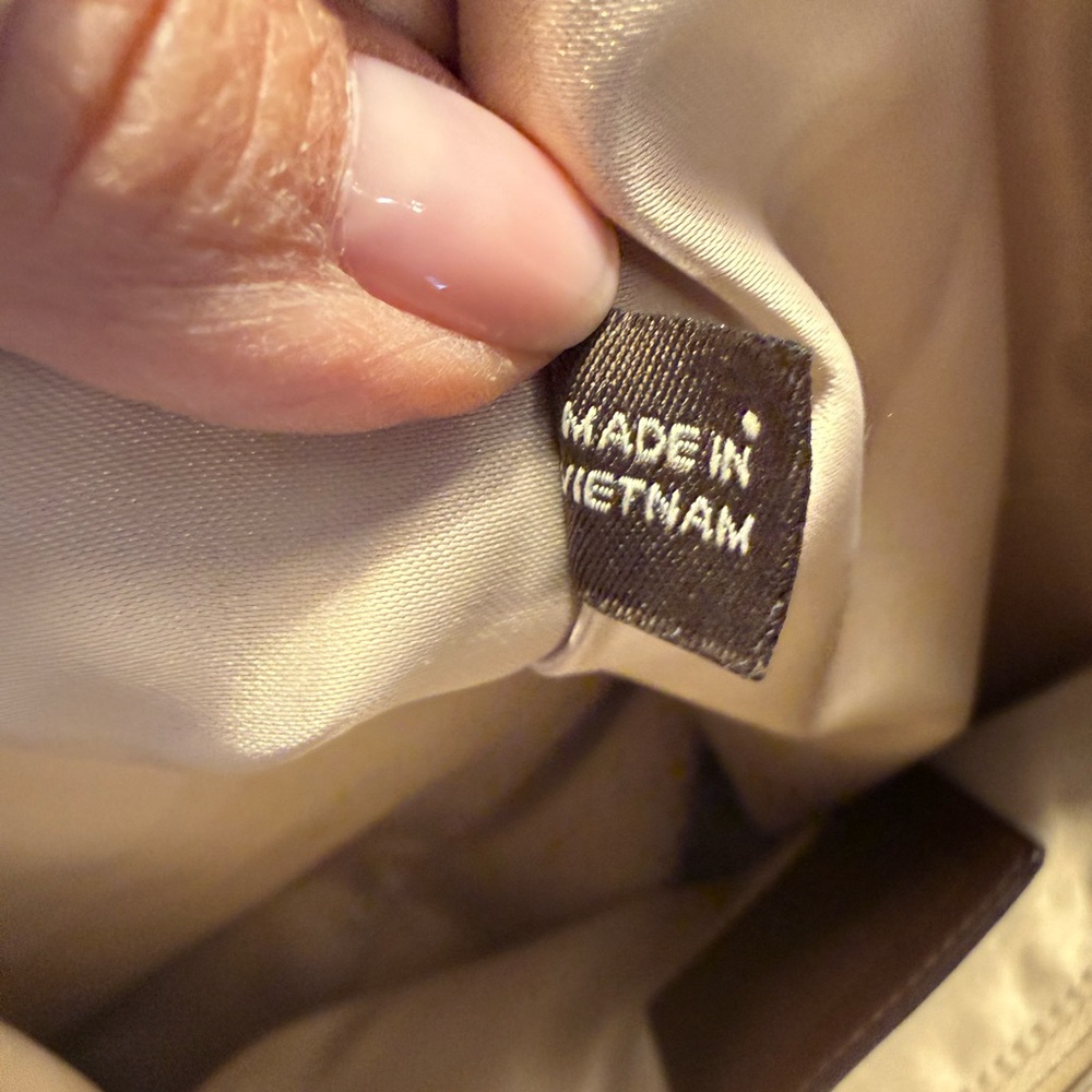 Coach Penelope Signature Sateen Satchel 2012 EUC - Picture 5 of 14